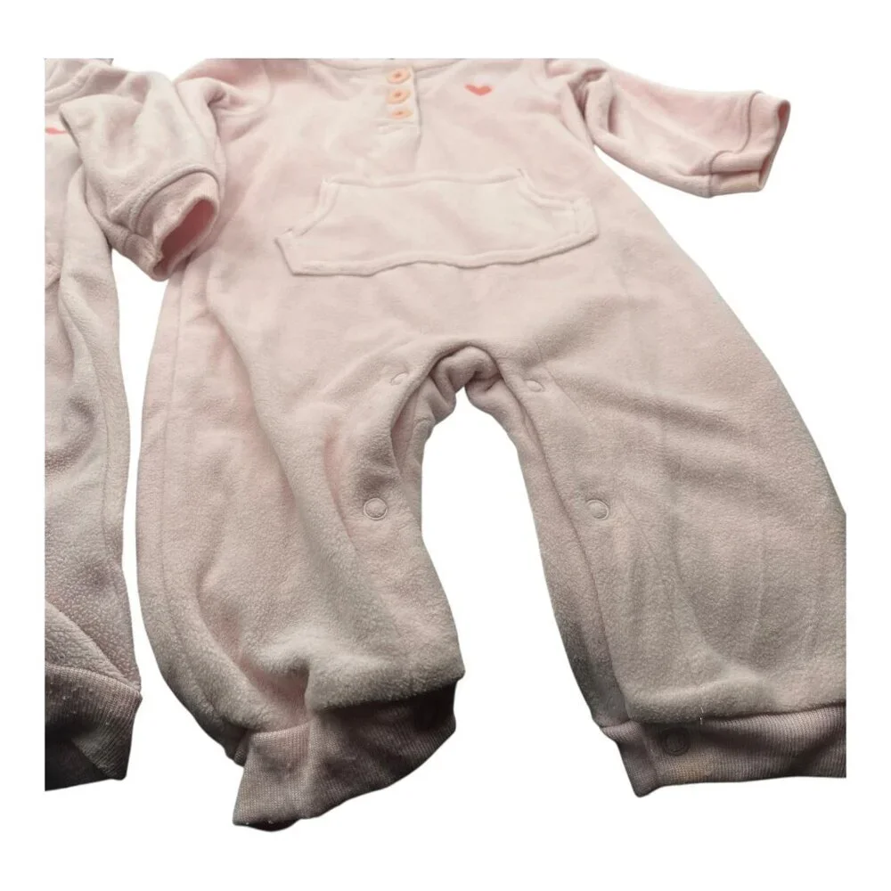 Lot Of 2 Carter’s Baby Hooded Fleece One‎ Piece 6-9M Heart Pink Floral Pocket